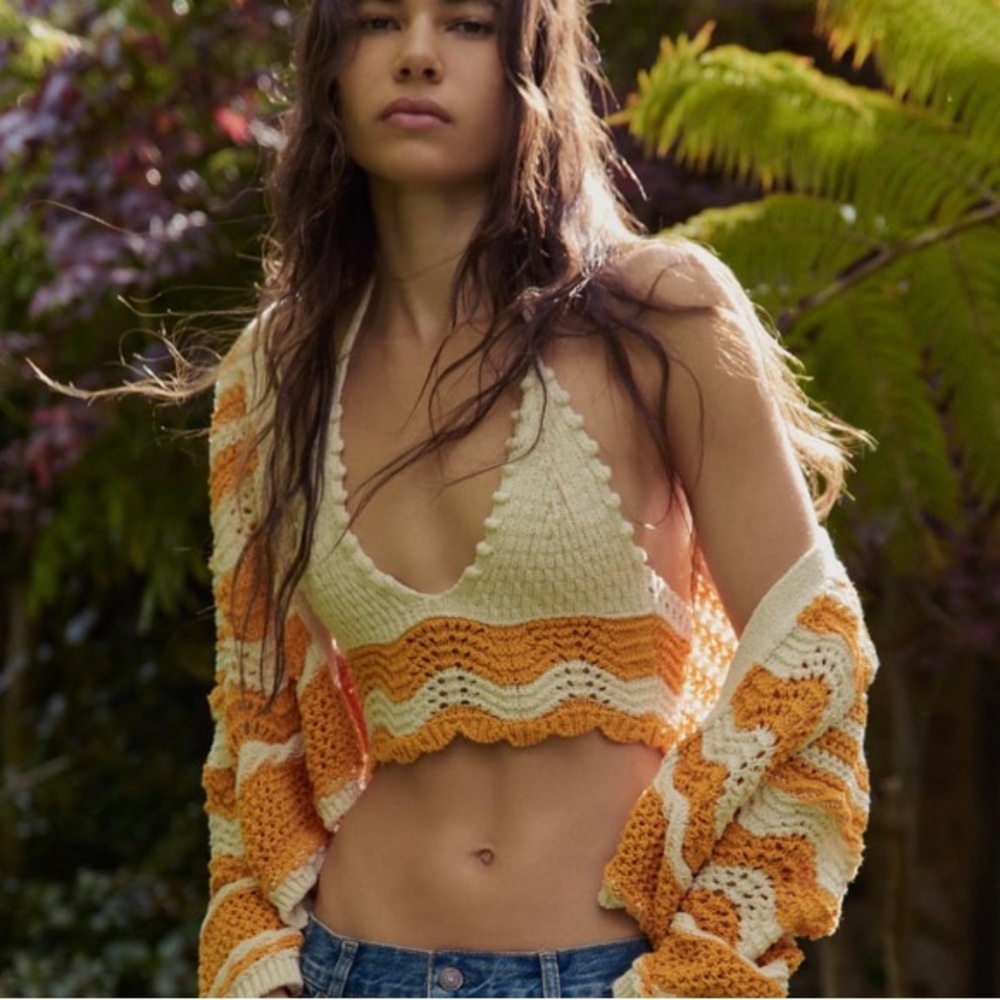 ZARA NWT KNIT CROP HALTER TOP L
